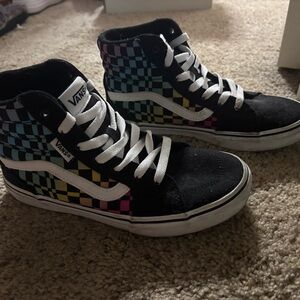 Vans Kids High-Top Sneakers with Rainbow Checkerboard